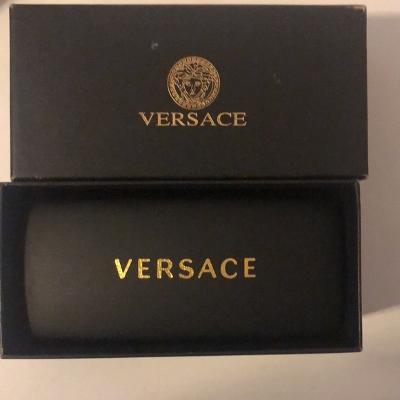 100% Authentic Versace Shades           Model VE 4361 NWT & Authentication Card - Picture 8 of 12